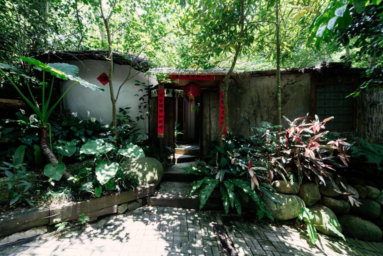 Zhou Ye Cottage Sanyi Exterior foto