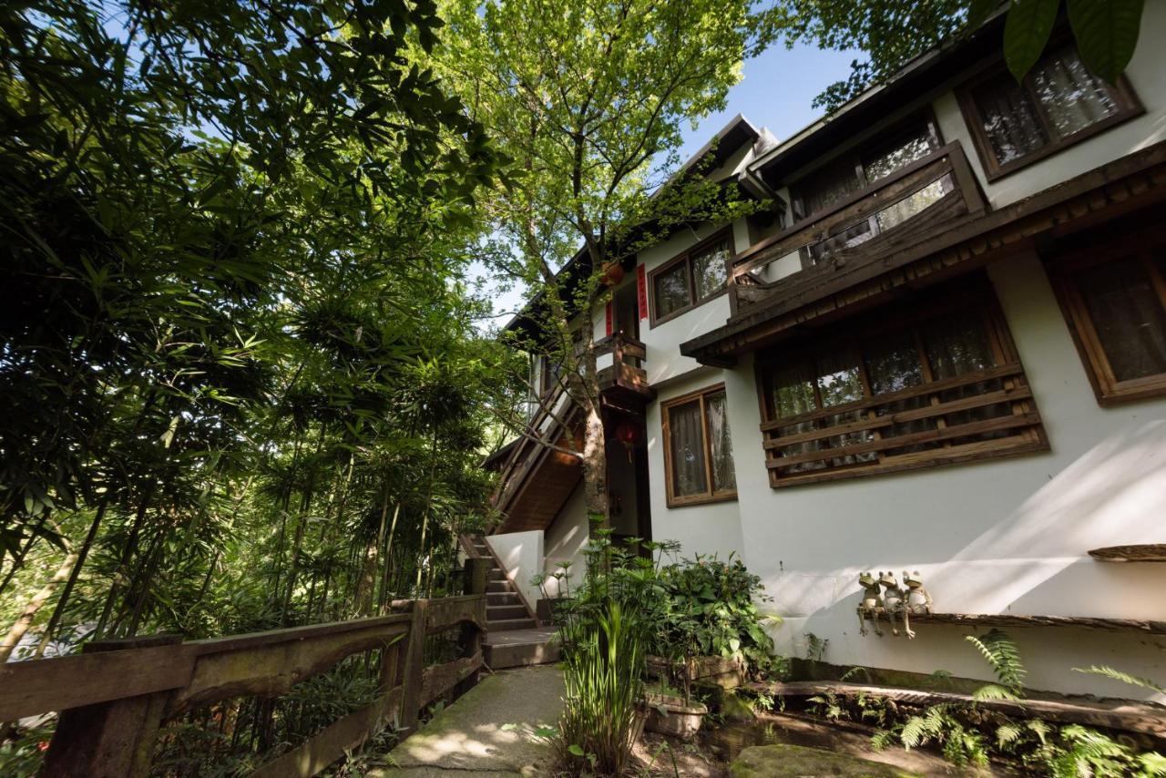 Zhou Ye Cottage Sanyi Exterior foto